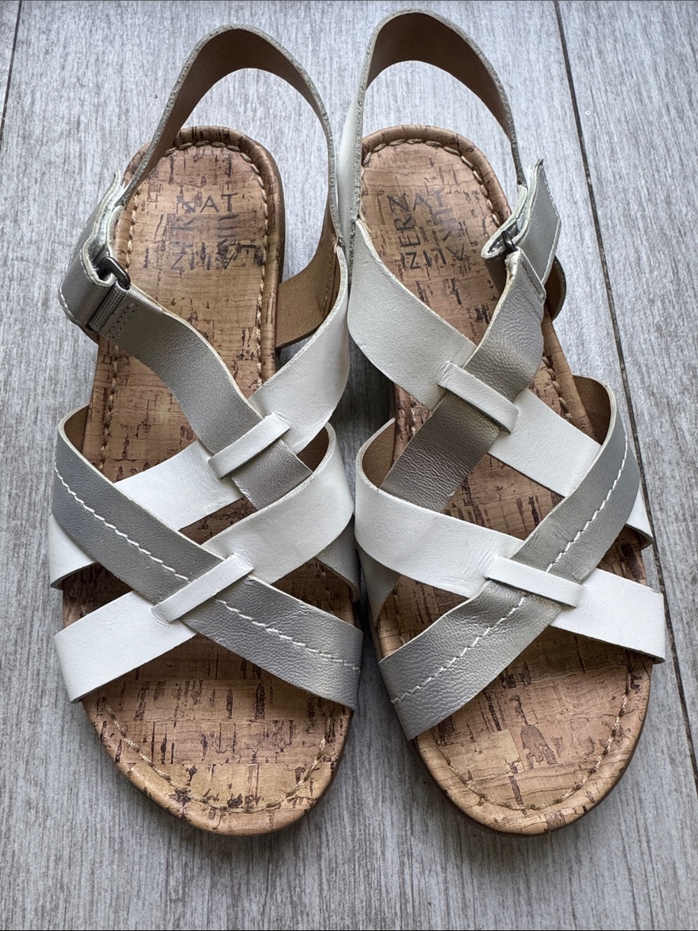 New Naturalizer Women's Neutral Two-Tone Leather Scrappy Comfort Sandals size 6.